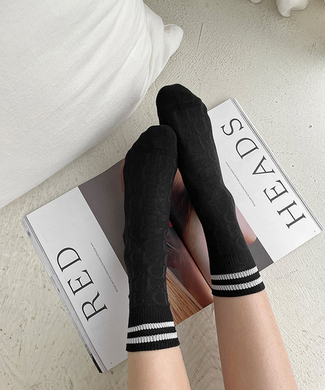 N9 Opech Socks