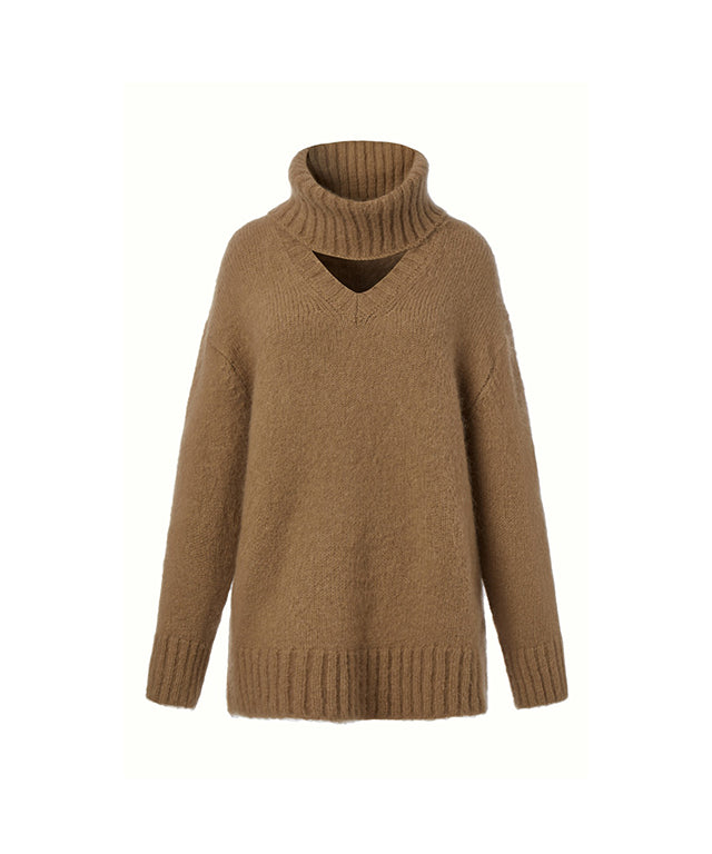 KUME STUDIO Oversized Soft Mohair Sweater with Neck Warmer - Beige