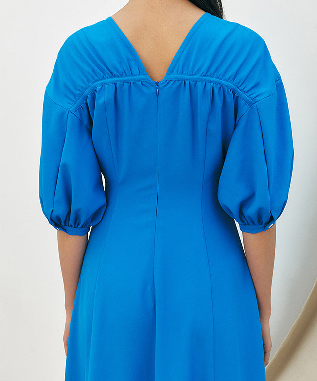 KUME  STUDIO Balloon Sleeve Satin Shirring Dress - Blue