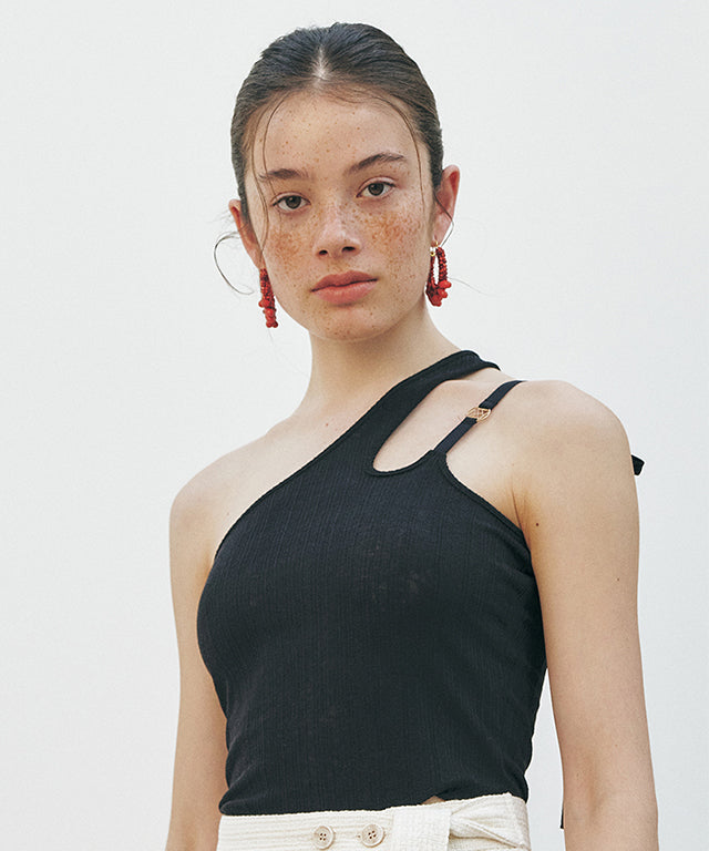 KUME STUDIO  One Shoulder Strap Top - Black